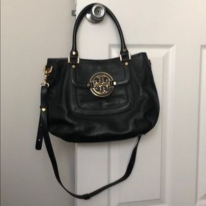 Tory Burch Amanda Hobo bag